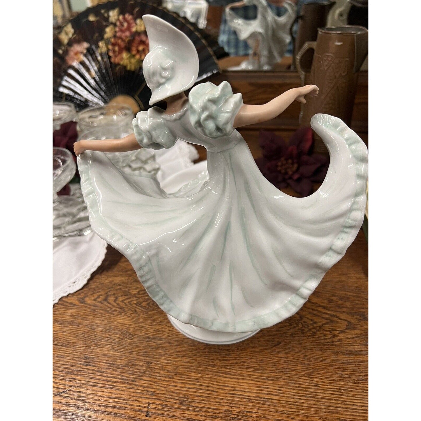 Art Deco Schaubach Kunst Dancing Lady Figurine