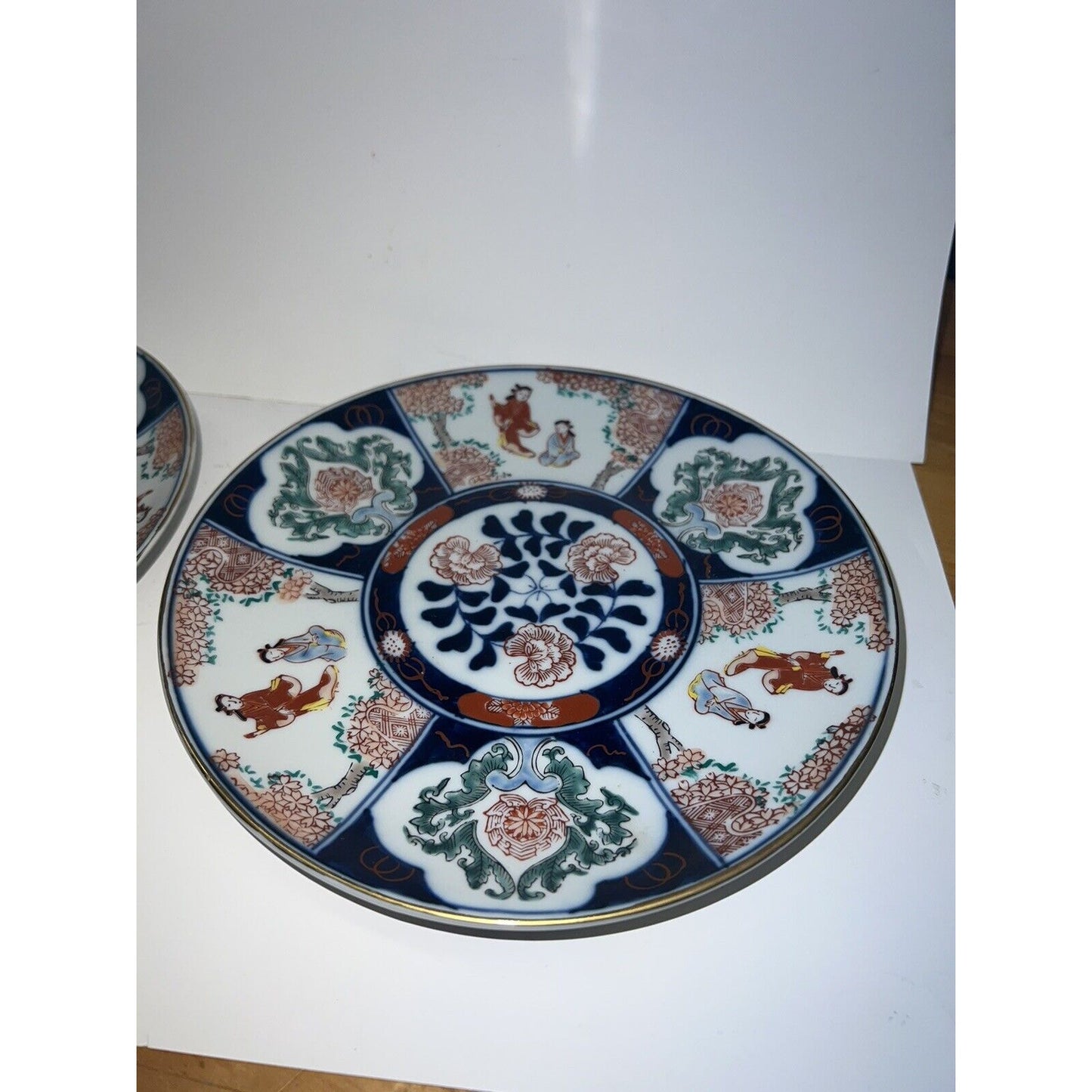 Vintage Imari Japanese Porcelain Plates Set Of 2