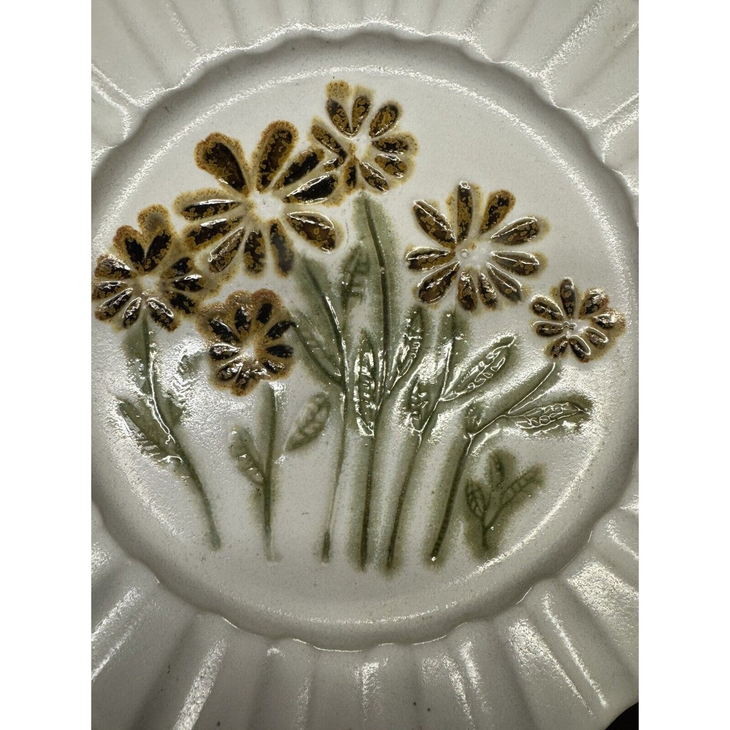 Vintage MCM Bennington Potters Vermont *1653 Plate W/ Daisies