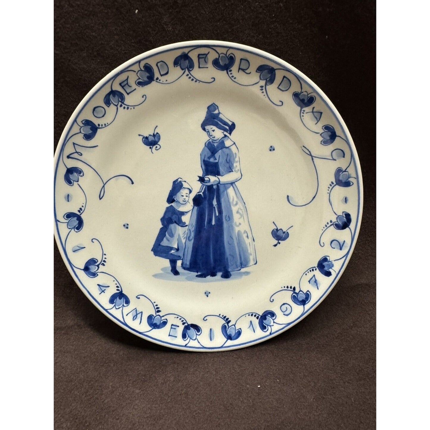 Royal Delft 1972 Fathers & Mothers Day Plates Hand Painted