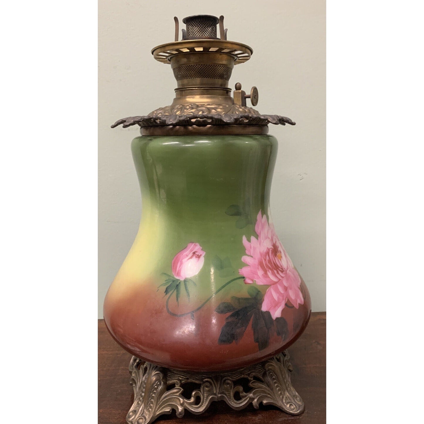 Victorian 1800s Handpainted Oil/ Kerosene Lamp with Royal Burner GWTW LAMP