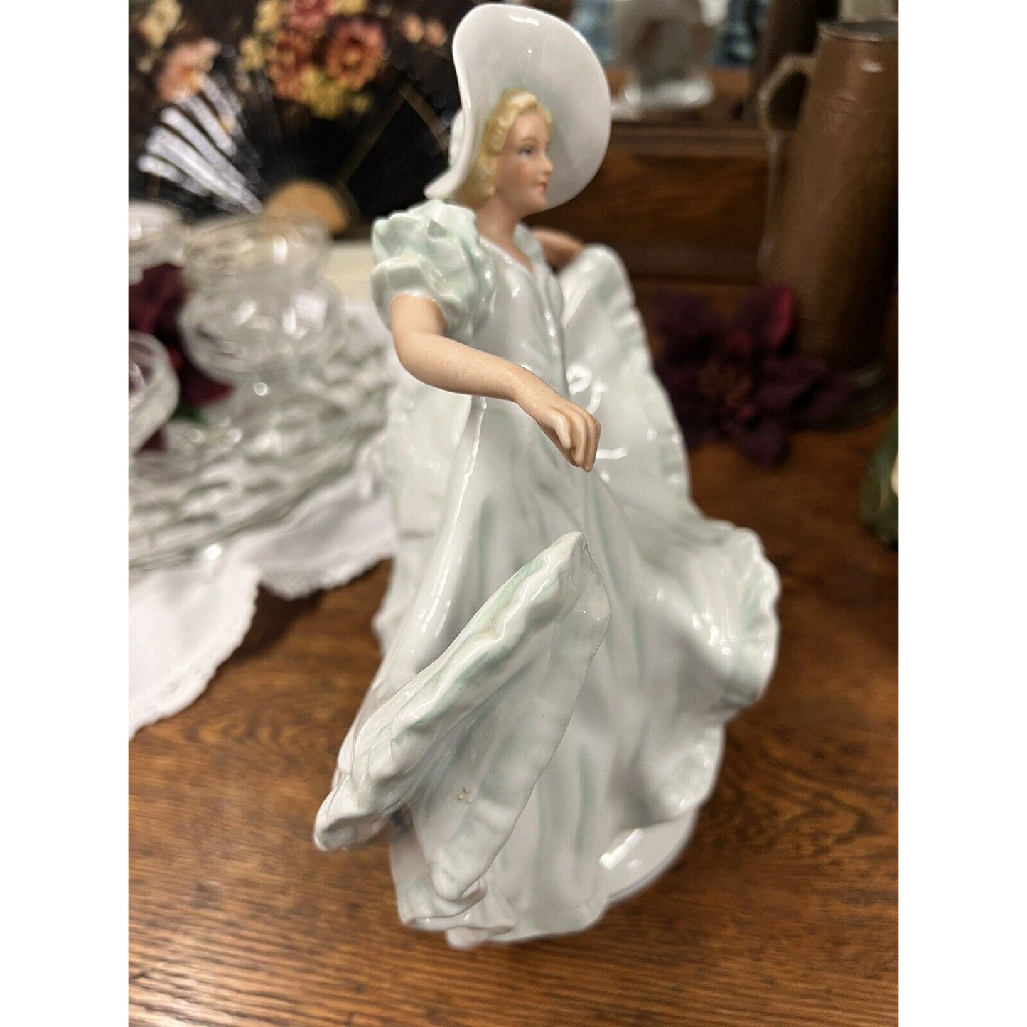 Art Deco Schaubach Kunst Dancing Lady Figurine